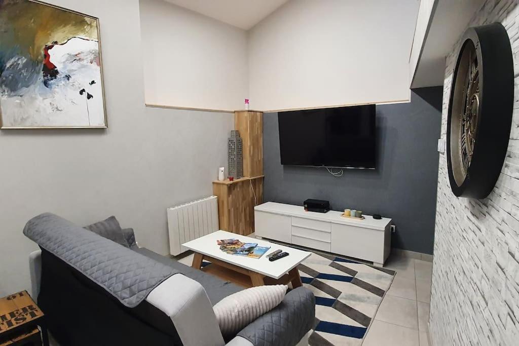 Sweet Loft A Perignat !!! Apartman Kültér fotó